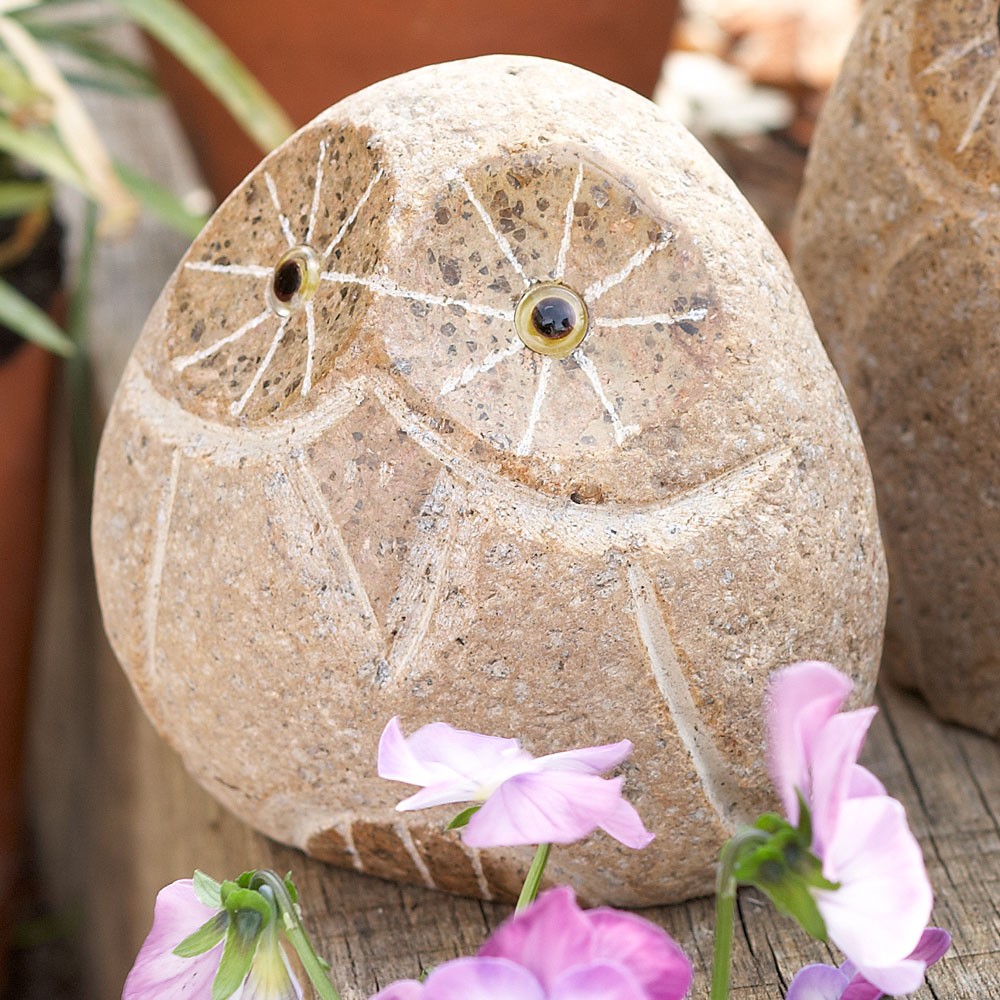 How to landscape design front of house with owl statues