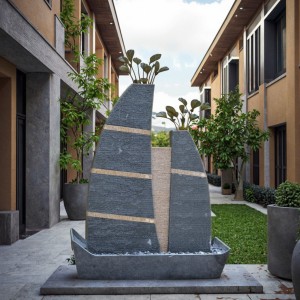 Granite Outdoor Water Fountain for Garden Decoration Elegant Courtyard