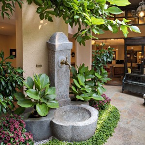Hand Carved Indoor Home Hotel Water Fountain Decor Grey Granite Durable Statues Garden Park Outdoor