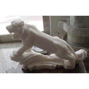 Fast delivery Roller Stick -
 White marble stone tiger sculpture – Magic Stone
