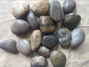 Polished Mix Pebble Stone, 2-4cm / 3-5cm / 5-8cm