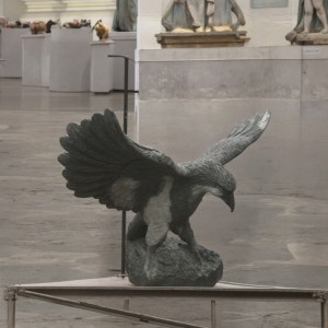 Artistic Stone Eagle Statue Outdoor Decor Highlight