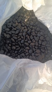 240108 Black Pebble Stones (5)