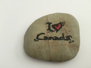 https://www.magicstonegarden.com/products/stone-gift-item/pebble-stone-gift/