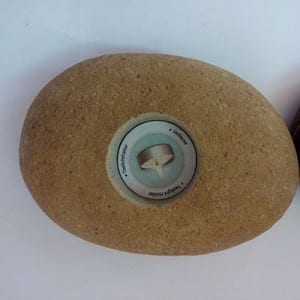 Small cobble stone decorative christmas tealight pillar candle holder