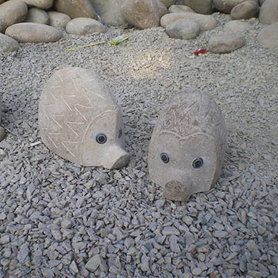 Manufacturer of Water Features For Gardens -
 Carved stone hedgehog figurine garden ornaments – Magic Stone