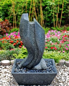 Traditional and Modern Outdoor Garden Granite Water Bowl Fountain Hand Carved Stone Product for Western Style Landscaping