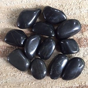 OEM manufacturer Stone Pot - High Polish Black Pebbles Stone for Garden, 1-2cm / 2-4cm / 3-5cm / 5-8cm  – Magic Stone