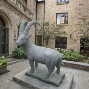 Stone Goat Statue – Elegant Alpine Animal Garden Ornament