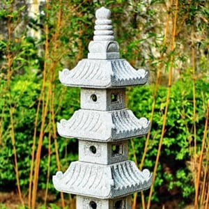 Japanese garden rebulto pagoda lanterns