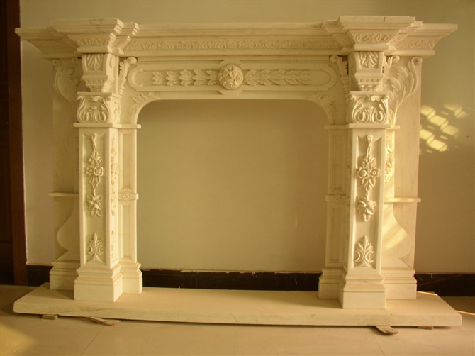 Marble Fireplace: Elegant Focal Point for Sophisticated Interiors
