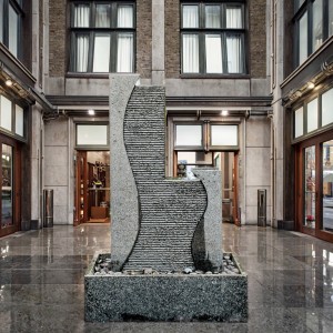 High Performance Indoor/Outdoor Natural Granite Stone Garden Water Wall Fountain Durable and Sturdy for Outdoor Use