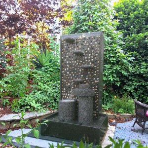 Hand Carved Outdoor Garden Water Fountain Decorative Granite Stone for Courtyard