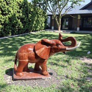 Red Marble Elephant Figurine – Unique Handcrafted Animal Sculpture for Garden Accent