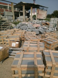 Small Grey Granite Water Fountain European Style Garden Product for Home Hotel Balcony Decoration