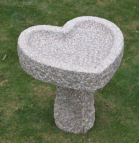 OEM/ODM Factory Old Trough -
  Basalt stone birdbath for garden decor – Magic Stone