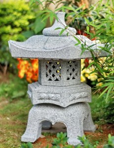 https://www.magicstonegarden.com/products/stone-lantern-light/