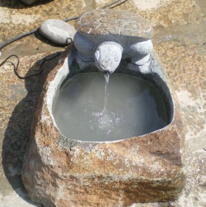 Natural Stone Birdbath Outdoor Garden Decoration
