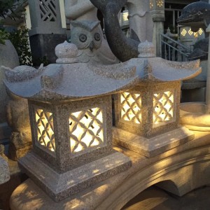 Traditional Pattern Solar Outdoor Decor Lantern