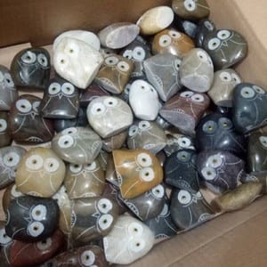 Wholesale christmas horned owl ornaments stone carving
