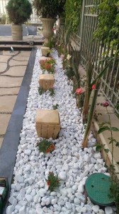 Application of Snow White Pebble Stones - Magic Stone (1)