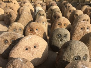 Boulder Stone Owl Statues - Magic Stone (1)