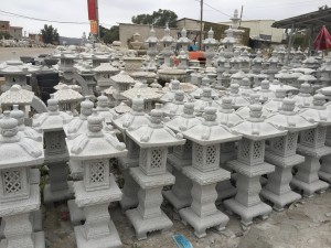 Japanese garden statue pagoda lanterns