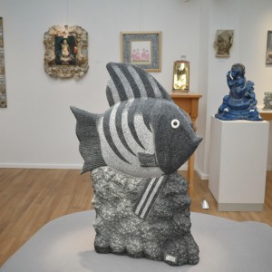 Aquatic Stone Fish Sculpture – Timeless Garden Art