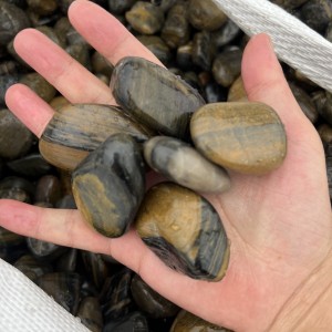 Highly Polished Natural Stone Cobbles & Pebbles Stripped Design for Elegant Aquarium or Park Decoration