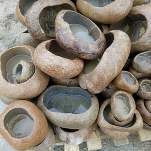 Cobble stone round birdbath for sale