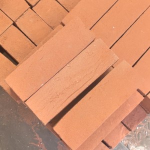 Manufacturer Direct Old Red Bricks Chinese Material Solid Porosity Online Technical Support After-Sales Service