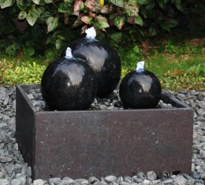 Durable Outdoor Landscape Decking 3 Black Polished Granite Stone Ball Ind Brass Material Water Garden Fountain Adornment
