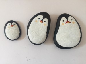 https://www.magicstonegarden.com/products/stone-gift-item/pebble-stone-gift/