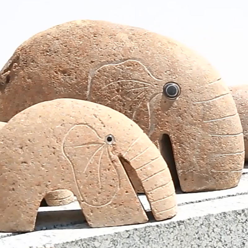 boulder elephant sculpture