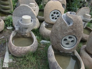 Natural rock stone water fountain for sale