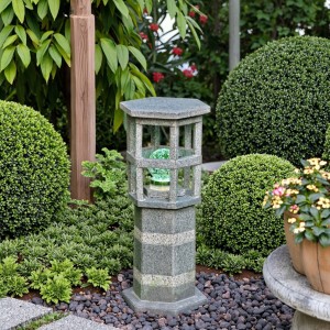 Japanese Granite Stone Lantern Garden Decor for Outdoor Villas