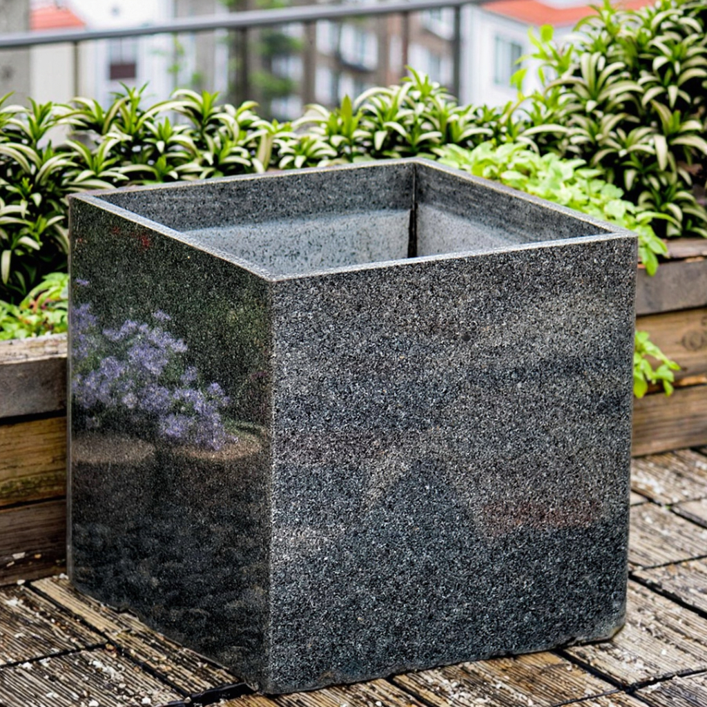 Small Garden Decor Ideas With Stone Flower Pot&Planters