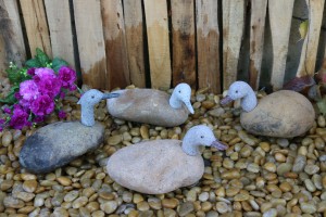 Wholesale Stone Duck Garden Statue Handcrafted Yard Landscaping Decor for Outdoor Spaces