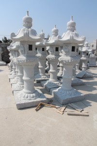 https://www.magicstonegarden.com/products/stone-lantern-light/