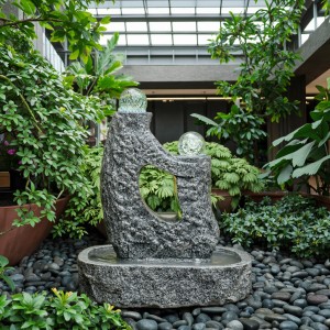 Modern Indoor and Outdoor Grey Granite Stone Water Fountain Garden Decorative Western Style Water Wall Fountains for Park Villa