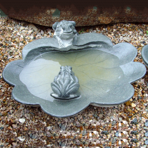 Granite frog bowl bird bath