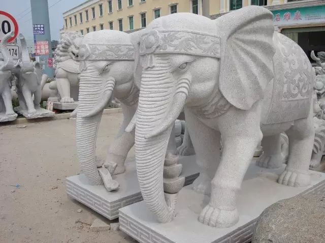 Life size stone elephant for Outdoor decor