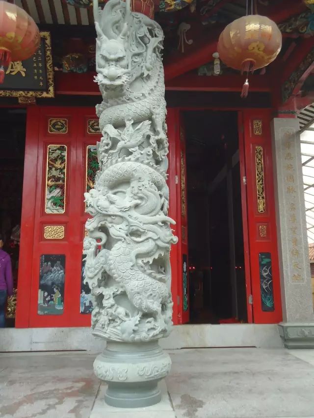 Stone Dragon column