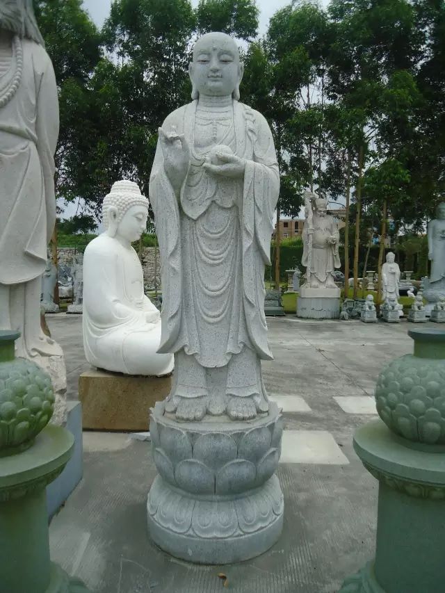 Stone Buddha statue from Magic Stone 