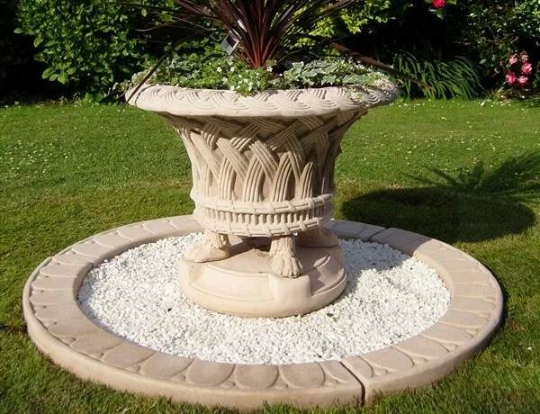 Why is planter an important decoration in garden? – Magic Stone