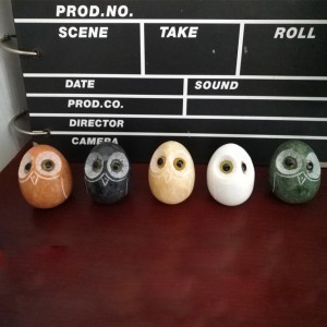 Wholesale small realistic owl stone figurines souvenirs for decor