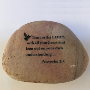 Pebble stone souvenir spiritual gifts with words engraved